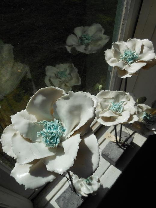 kukkia keramik